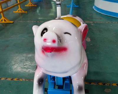 骑猪赛跑游乐设备